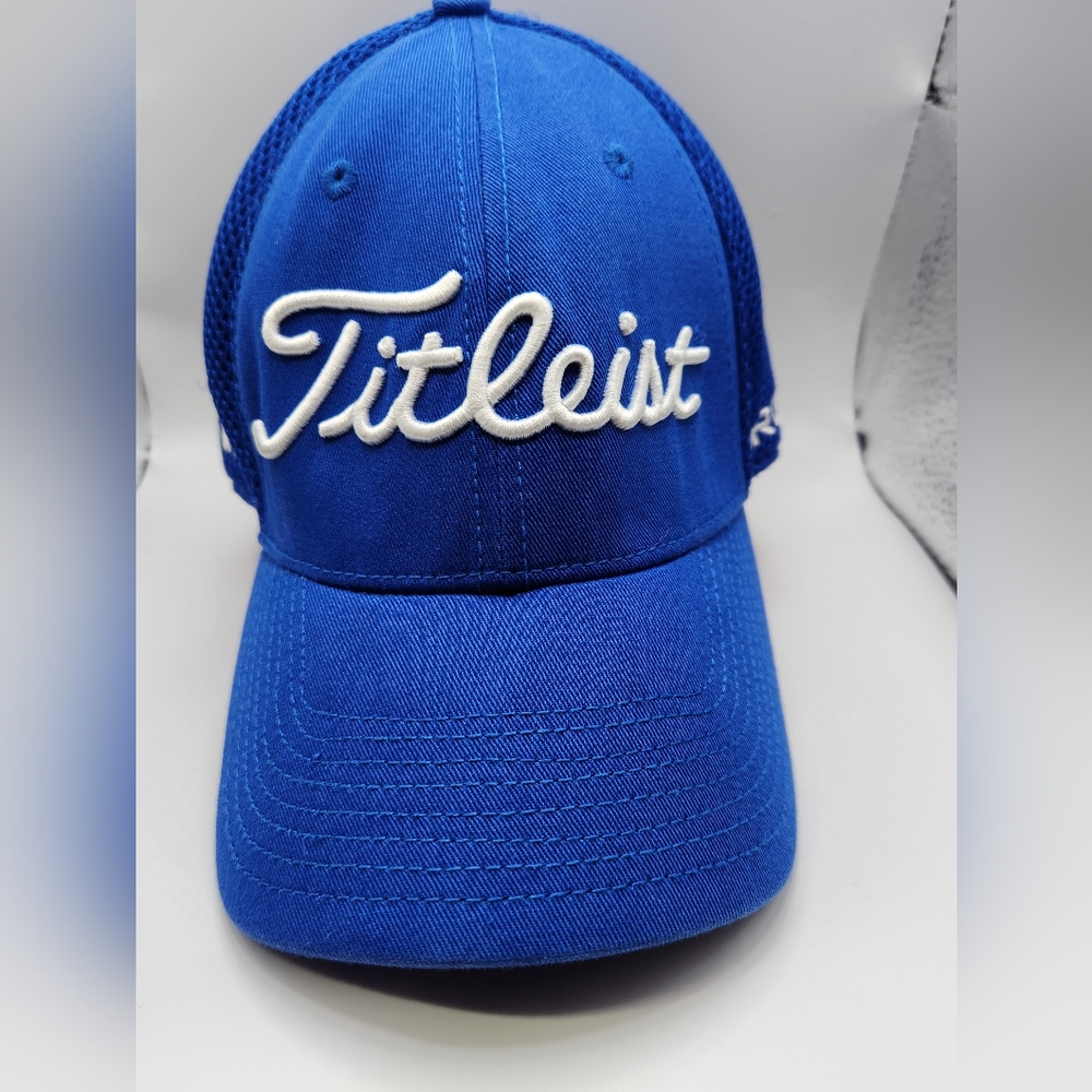 Titleist flex fit hat